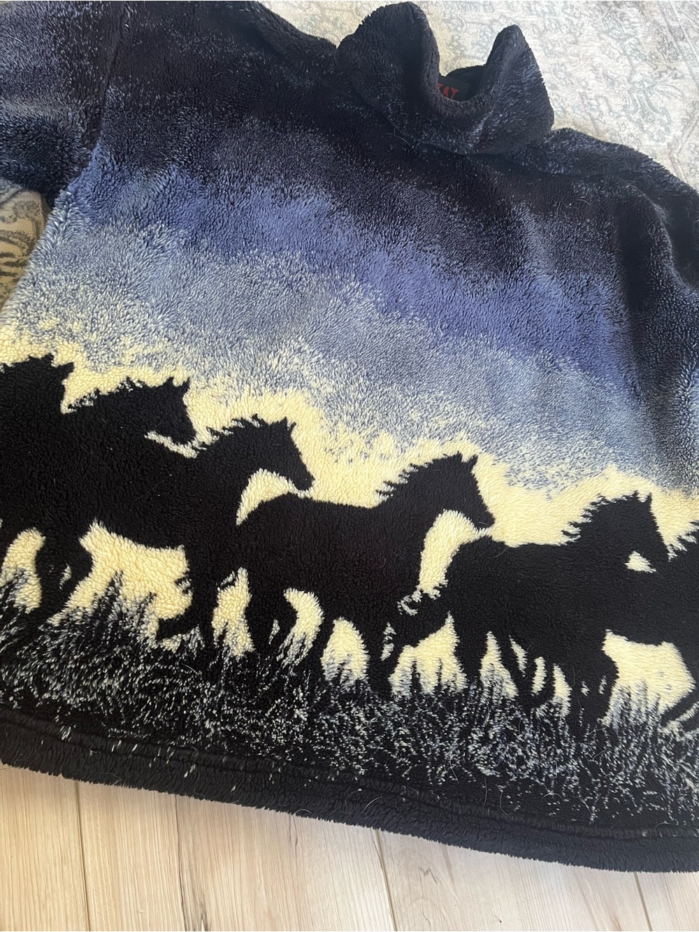 Vintage horse fleece - Picture 13 of 13